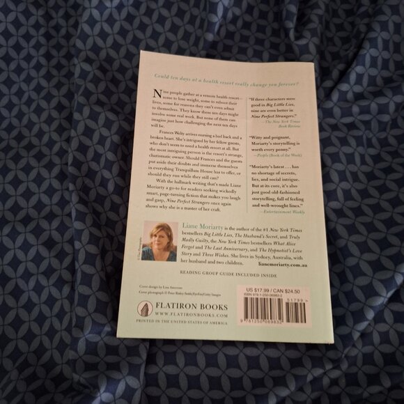 nine perfect strangers - Picture 6 of 6